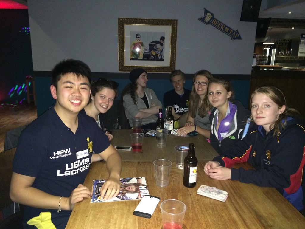 UBMS Mixed Lacrosse (@ubmslax) on Twitter photo Post-training pub session! #HelloBrum #reLAX Post-training pub session! #HelloBrum #reLAX