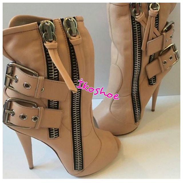 ikoshoe's tweet photo. #deri #fashion #moda #tarz #bayanayakkabi #sensizolmaz  
- https://t.co/jFXZxAsRyY
http://t.co/KpTVzEadjG http://t.co/BVPLqhR7ZD