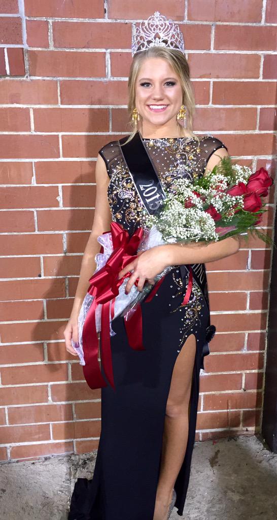 Orange_Rays's tweet photo. Congratulations to Homecoming Queen @Chan_Stephens http://t.co/x6bBT3c6Sz