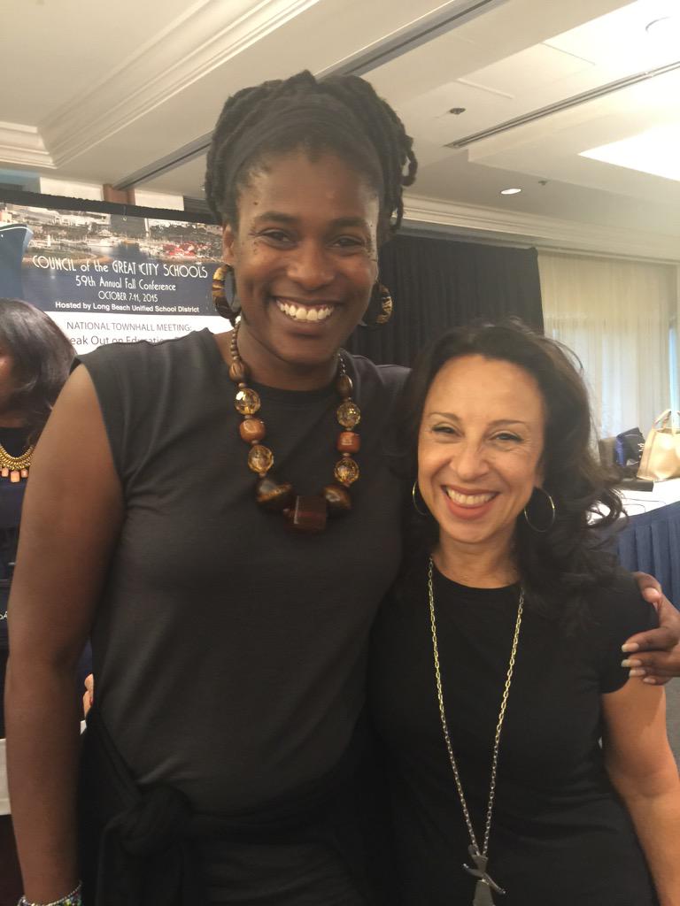 TeamTracine's tweet photo. I ❤️ @Maria_Hinojosa Awesome job @GreatCitySchls #cgcs15 - Come visit @SPPS_SuptSilva @StPaulYouthSvcs @SFUSD_Supe http://t.co/Y1QbRahzGQ
