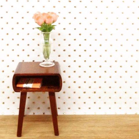 Delaney_Layne's tweet photo. Love the midcentury stuff from 📷: @fourlittlewalls
#miniatures #madmen http://t.co/RBmhRWS3kx