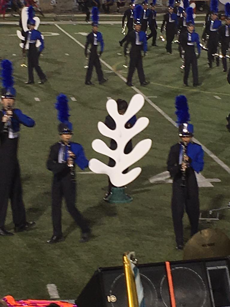 carsongrett's tweet photo. "I'm in the band"
what do you play?
"the coral plant" http://t.co/9yZJw1nVTY