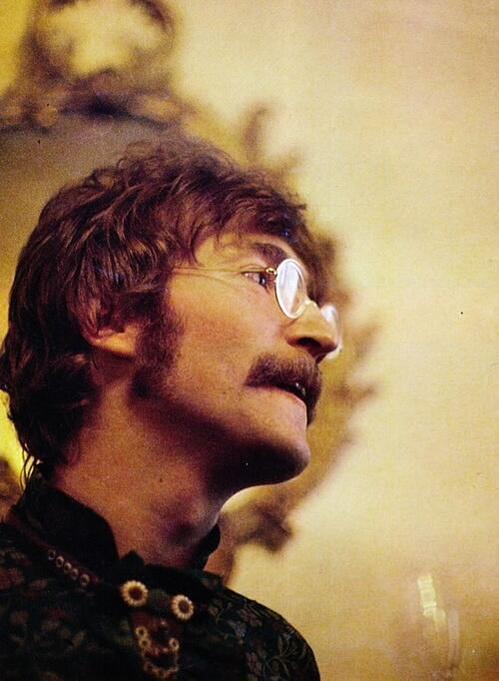 historyofsound's tweet image. "We all shine on, like the moon, and the stars, and the sun." #HappyBirthdayJohnLennon