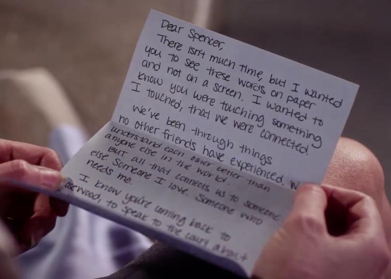 pllsinners's tweet image. Alison has asked the girls to come back to Rosewood to help get Charlotte released! #PLLTimeJump