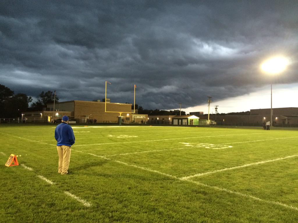 _JENNcoco's tweet photo. @6abc @PaulVIFootball at Winslow High, south jersey HS football. storm coming. @JeffSkversky #highschoolhuddle http://t.co/EZeiAXHmDl