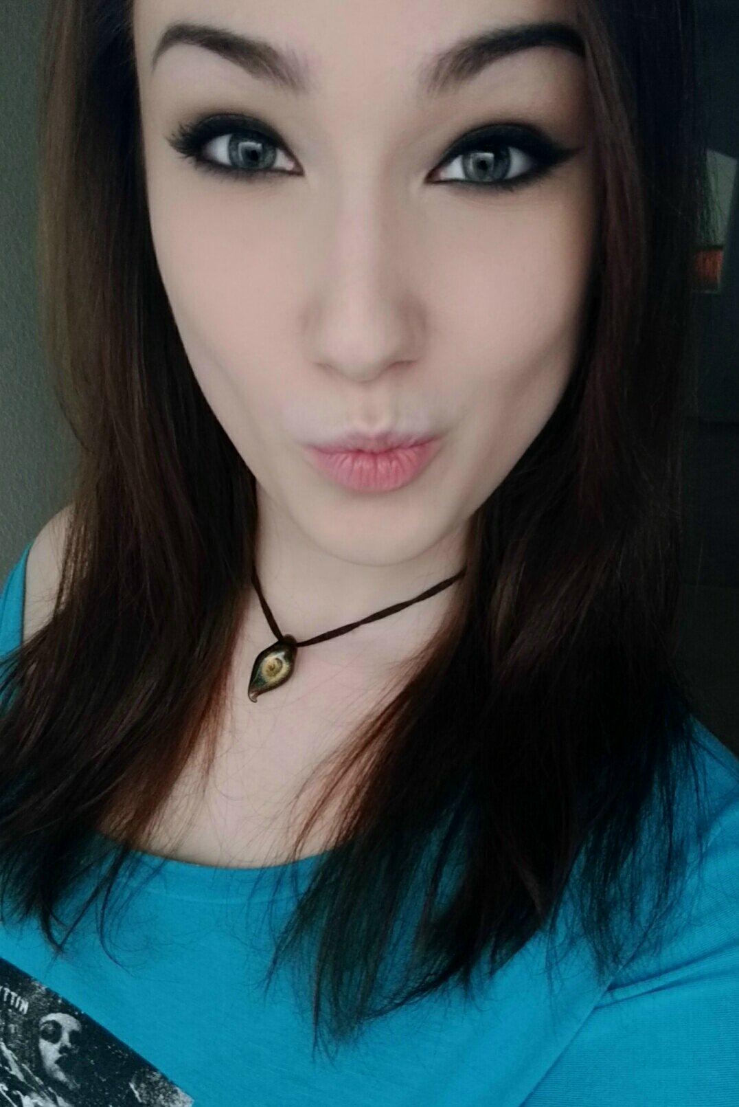 TW Pornstars - BirdyLovesIt. Twitter. I'M LIVE ON @chaturbate! Click ...