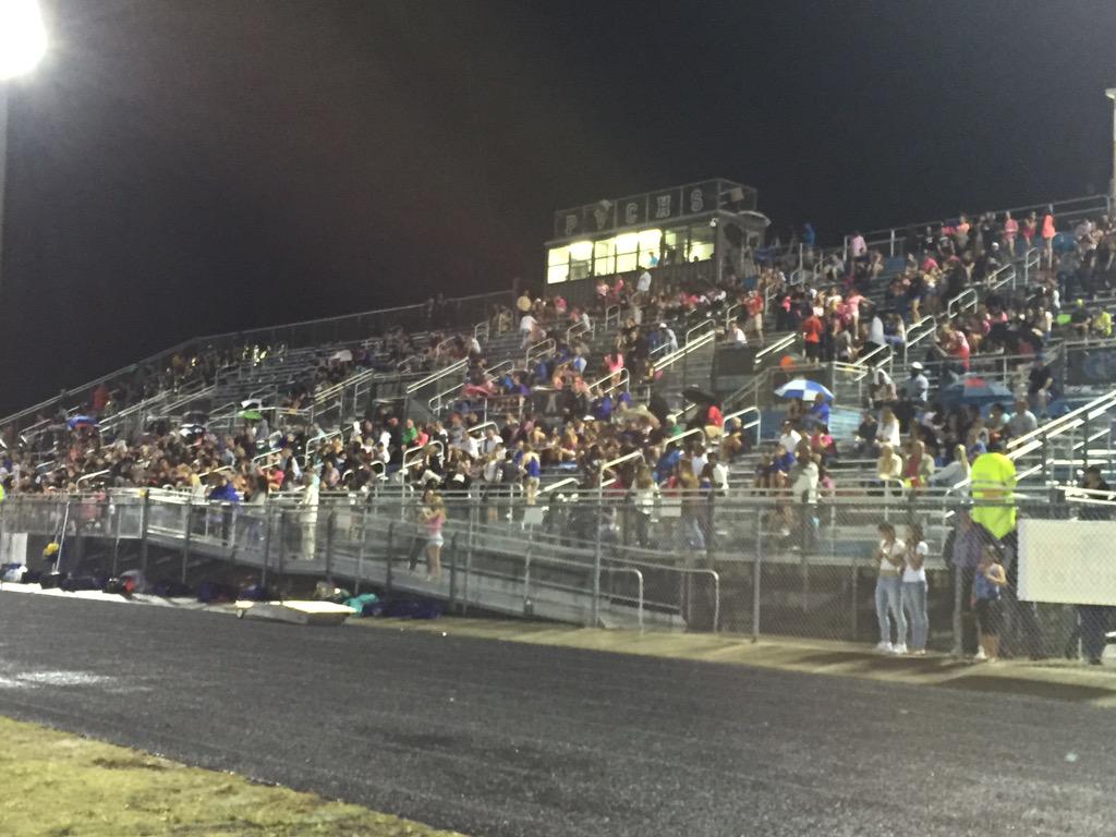 SportsPV's tweet photo. S/O to this rowdy crowd of PV fans who made it out tonight in spite of the muggy weather. http://t.co/GENB76NIoR