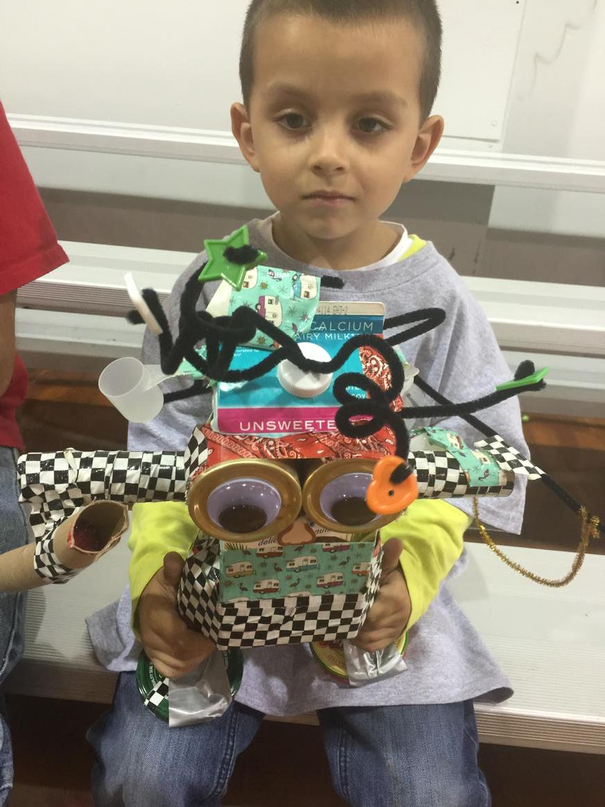 TBCTheGrade's tweet photo. Karter's bot at the #Chevron #Robots4TotsDay http://t.co/Zgb3kVW0Dy
