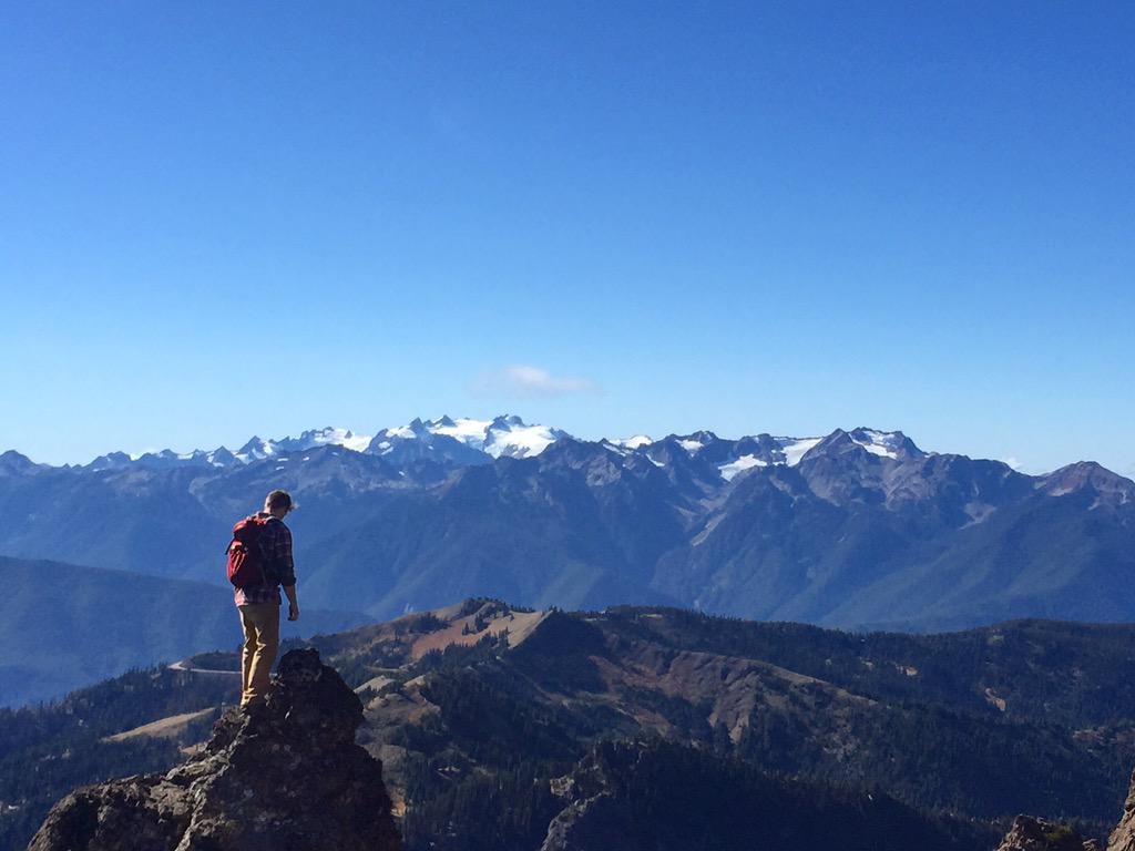 PNWWanderer's tweet photo. I put one foot in front of the other, till I ended up here. @REI @thenorthface #hikerchat #pnw http://t.co/HE6gnUnWsy