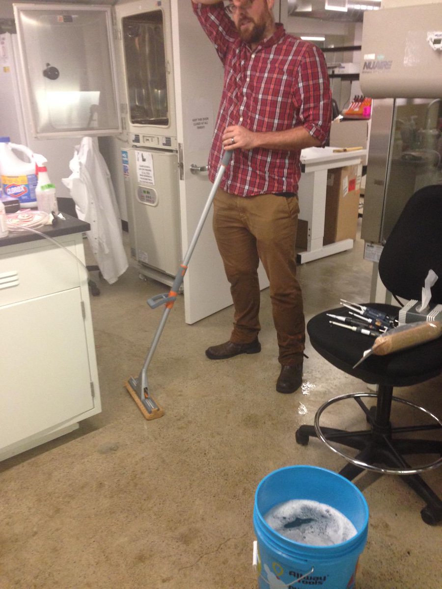 lauraliza's tweet image. The glamorous life of a CEO @valinanomedical @MYidiagnostics @KonikuTech @indbio #startup
