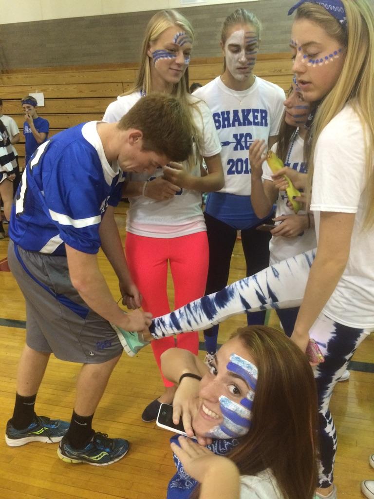 Shanlaughs's tweet photo. And also sometimes doesn't like when you touch cole http://t.co/ZMUn881ykg
