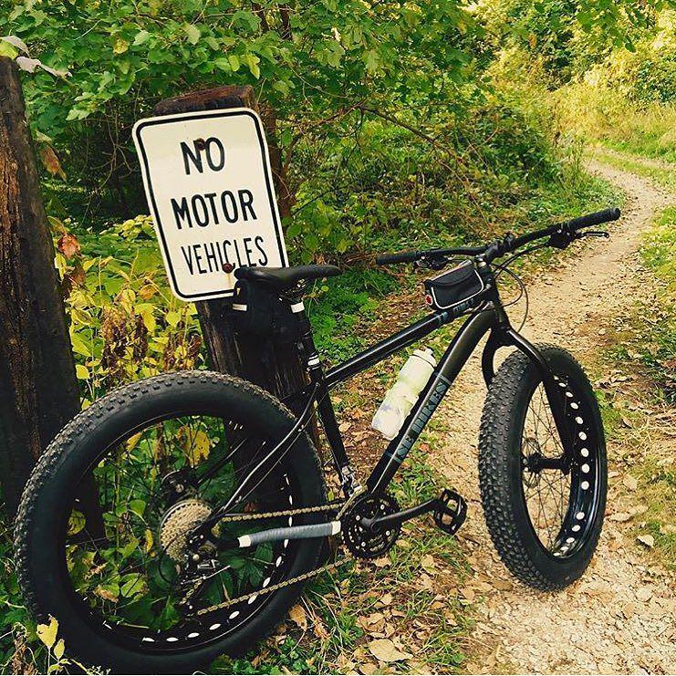 TuttoMTB's tweet photo. sebikes / The #f@e in its all natural habitat. 😜 @3jms making it happen! #fatbike #fattire #mtb #fatmtb #mountainbi… http://t.co/aZqctekT6o