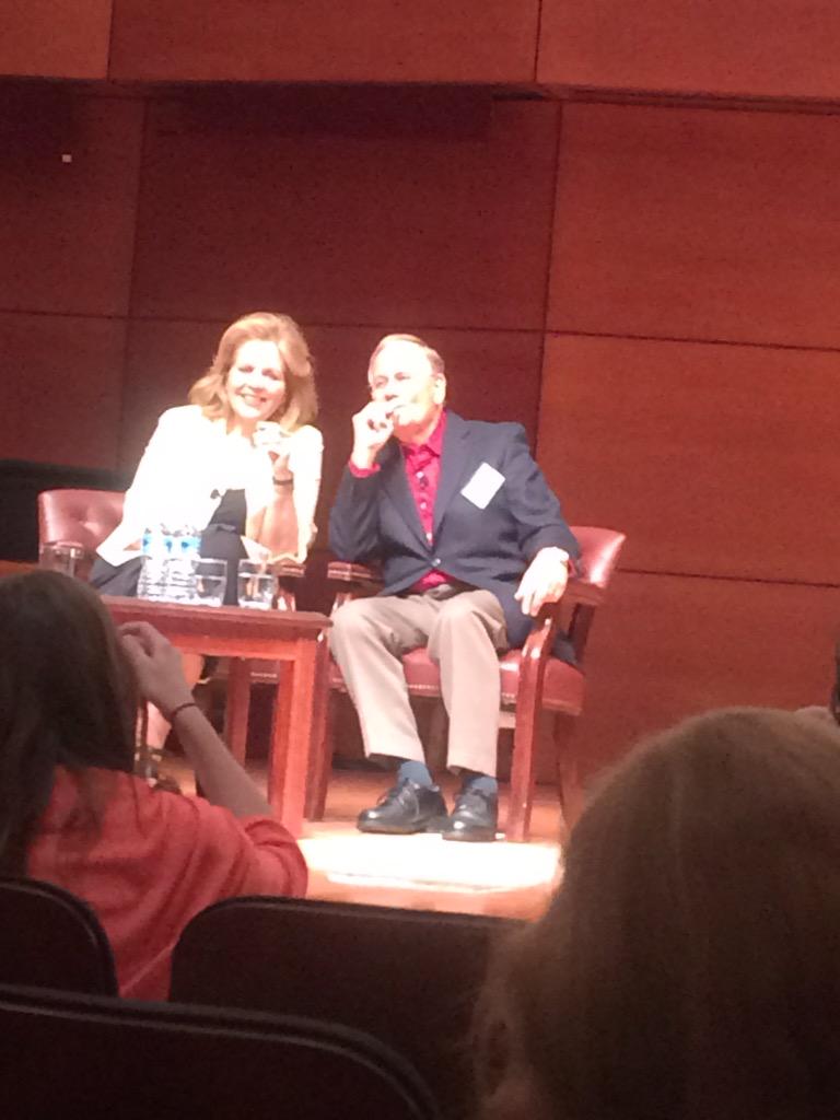 DukeVoiceCare's tweet image. Enjoying @reneesmusings and #strawphonation w #IngoTitze at inaugural PAVA Symposium!!