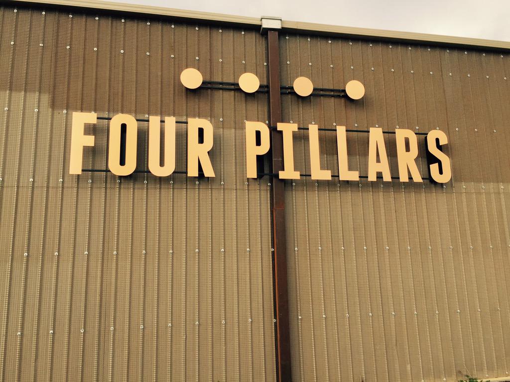 CiderInsiderAus's tweet photo. Toured the Yarra Valley today. @FourPillarsGin  @StRonansCider Love the Craft Gin and Craft Cider @CaulfieldCider http://t.co/2xmF2wTSgh