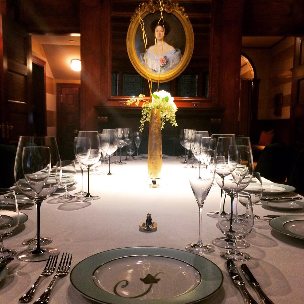 Pure drama. #TheIvy ⭐️⭐️⭐️⭐️⭐️ #Baltimore. #visitbaltimore @justluxe <a href="/theivybaltimore/">The Ivy Hotel</a> <a href="/BaltimoreMD/">Visit Baltimore</a>