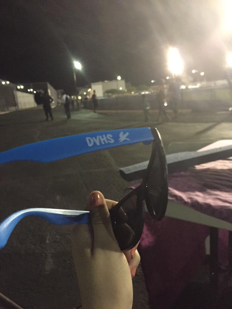 come buy some DV sunglasses from choir!! we will sell them at school too!! 👓😊