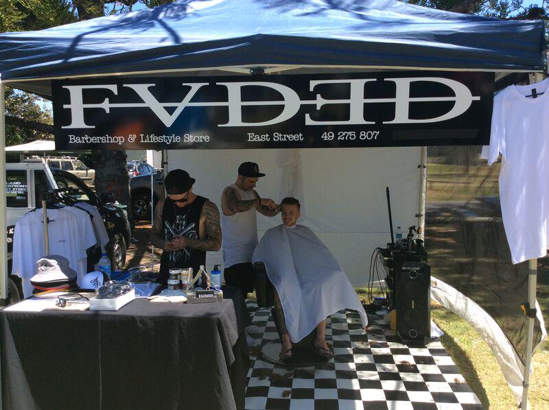 TestOneizms's tweet image. Pop-up Barber shop. The boys from FVDED busy styling. #FVDED #wrongturncruise