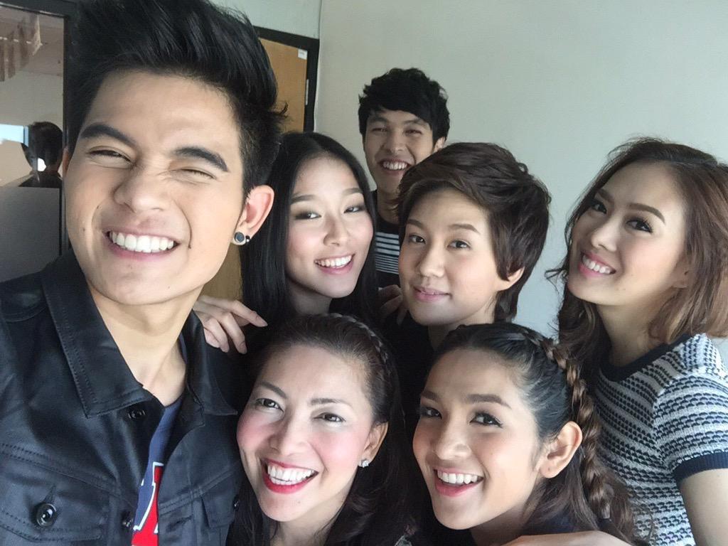 เฮ้ นางฟ้า tweet media