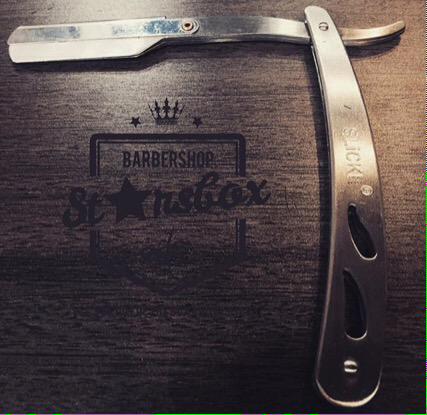 card_vip's tweet photo. STARSBOX BARBERSHOP !
Dapatkan discount 10% ( tidak termasuk produk ).
Hanya berlaku untuk member vip card ! http://t.co/9YzxEnS8dy