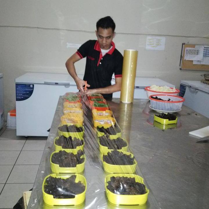 AbPapua's tweet photo. #resto ab suki papua. http://t.co/mIadJSLl9P