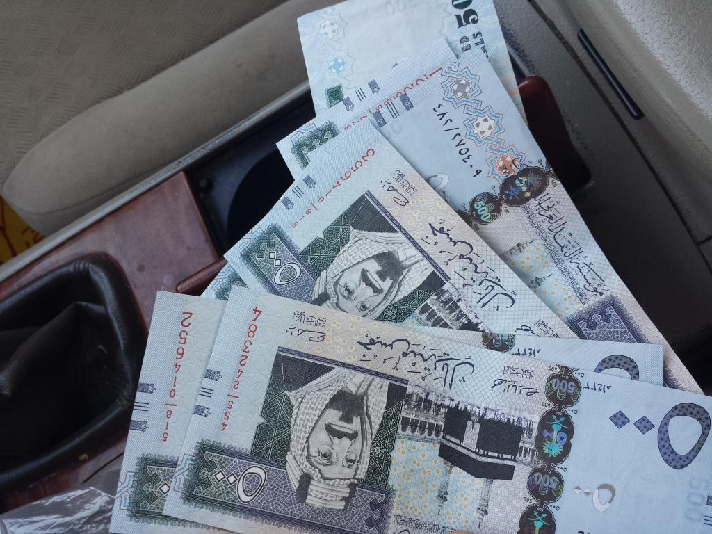 userycc2280's tweet photo. مين السالب في تبوك😜 http://t.co/T0ZheUiBNU