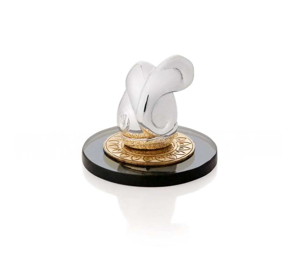 Episode_Home's tweet photo. Known for its largest range of Ganeshas, including the largest silver one and various religious dieties. http://t.co/ZA2sk2cVx6