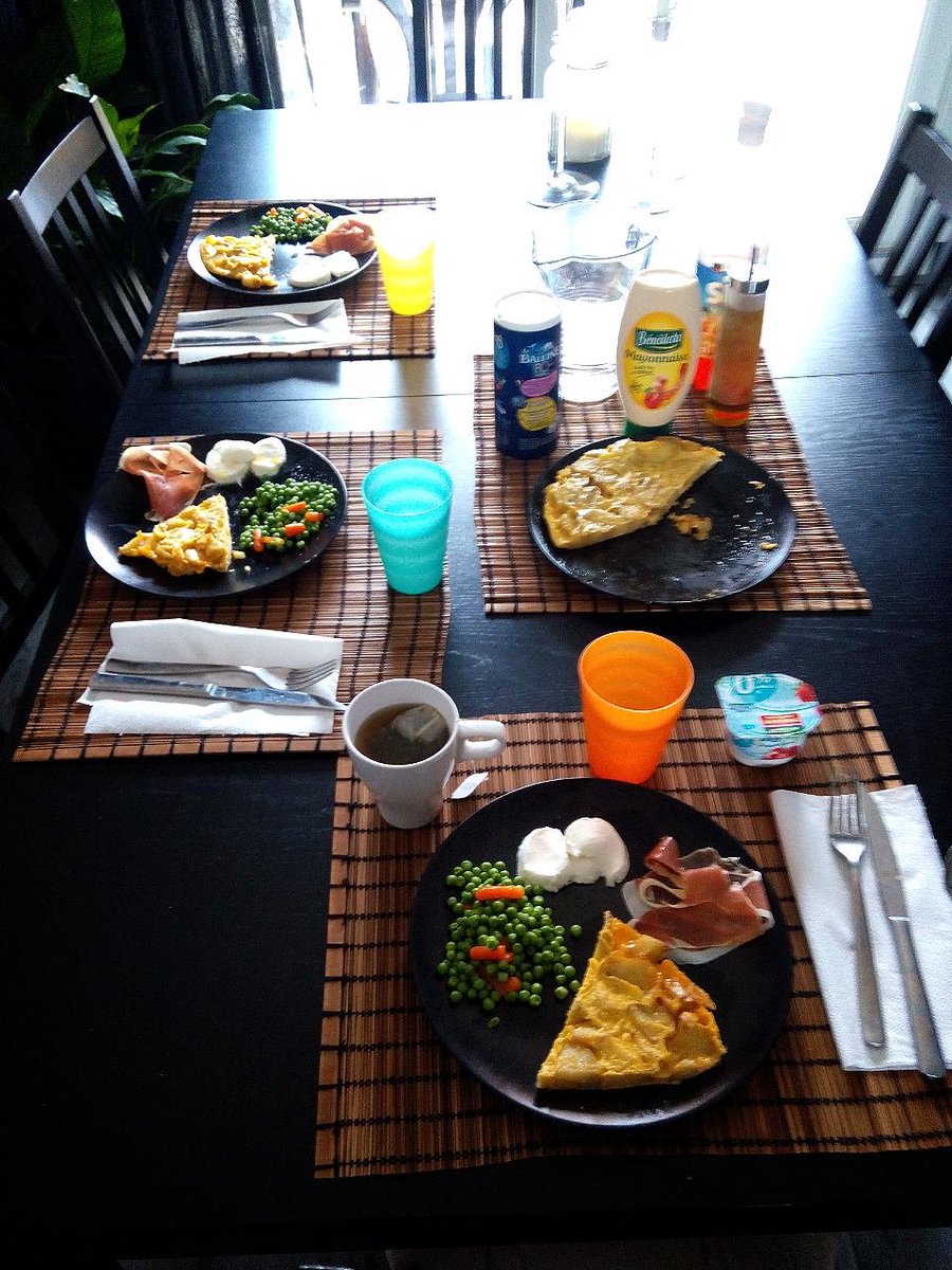 paloli90's tweet photo. Bon appétit 🍴 http://t.co/hjrt35Ggfx
