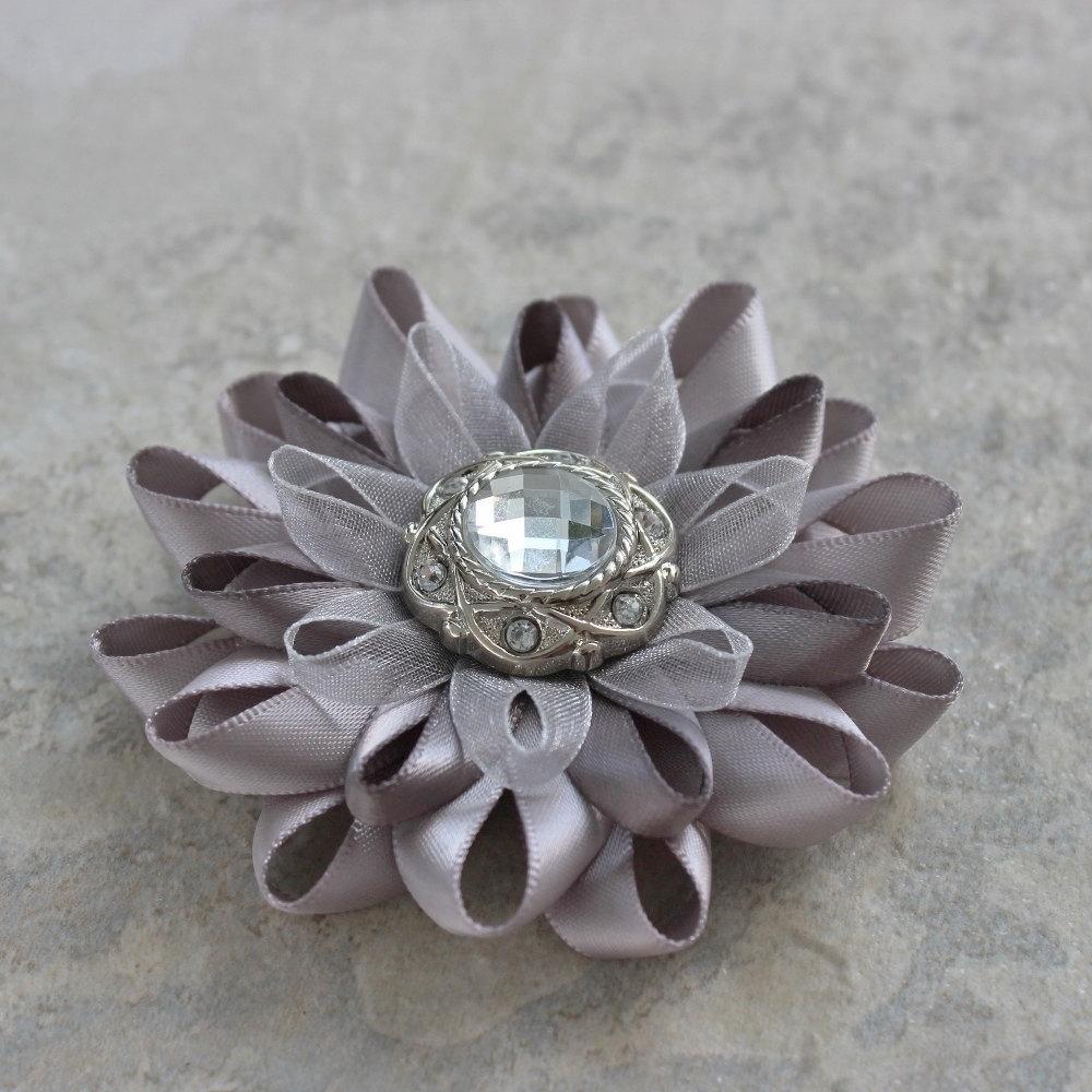 PPerceptions's tweet photo. Silver Flower Hair Clip, Gray and Silver Flowers, Silver Flower Cli… https://t.co/QLU5asvTu3 #Jewelry #GrayAndSilver http://t.co/FS3V4mi3lD