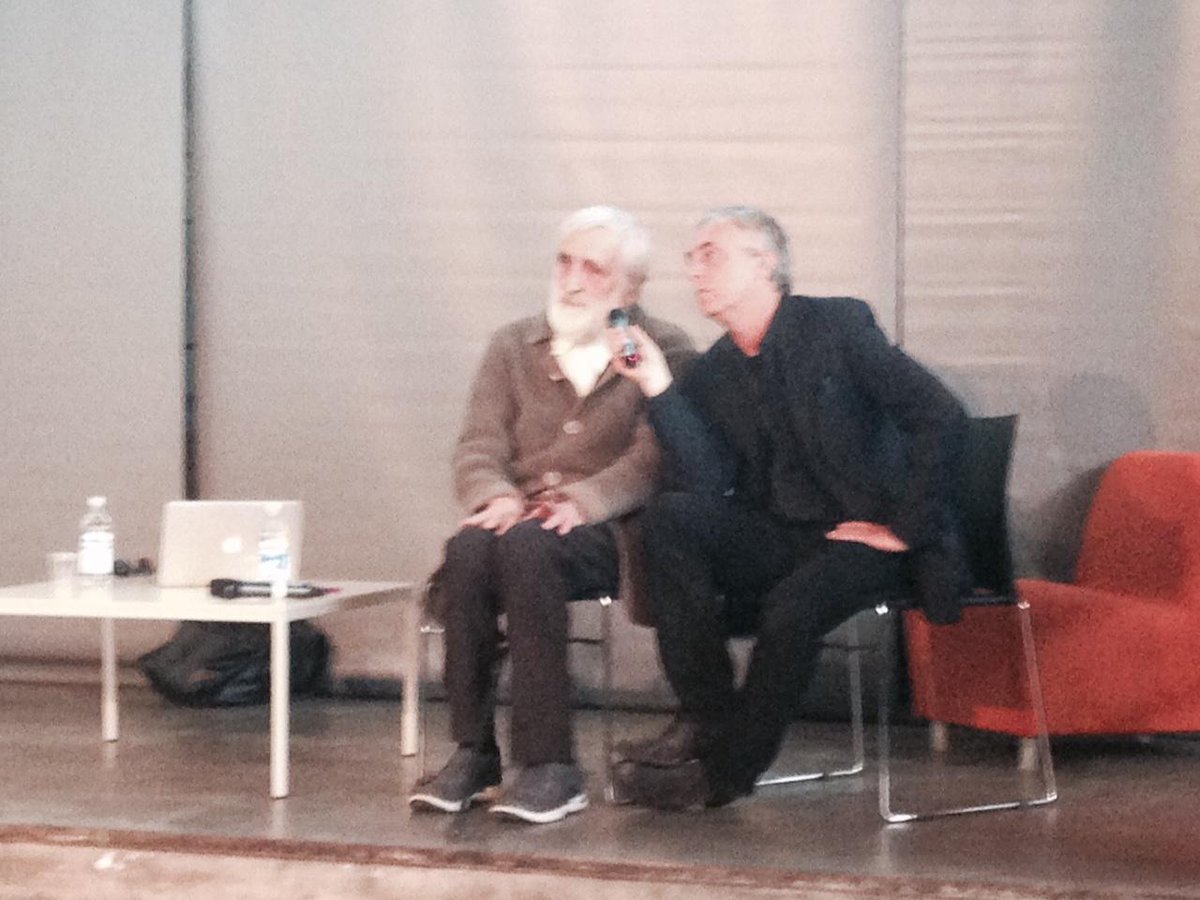 polimi's tweet photo. "È importante che l'università sia il luogo dove si insegna alle persone a pensare": Enzo Mari a #MIARCH2015 http://t.co/WqRMyZlyeu