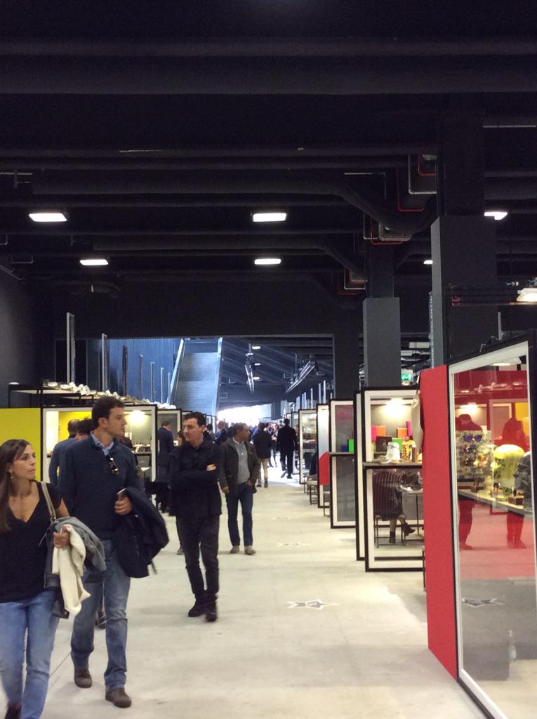 xaviergarciaBCN's tweet photo. #XavierGarcia at #dateyewear exhibition in #Milano Stand 24/C http://t.co/qPf6cfxhOv http://t.co/hkw8ekrNGc