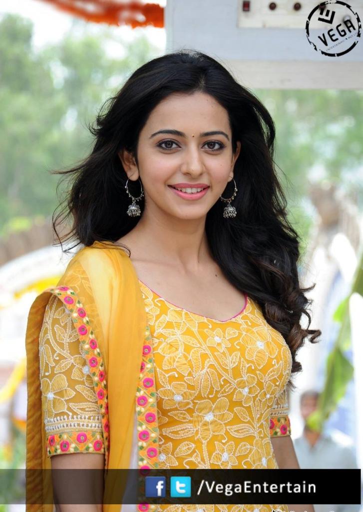 Happy birthday Rakul preet singh :P :D :-))) 