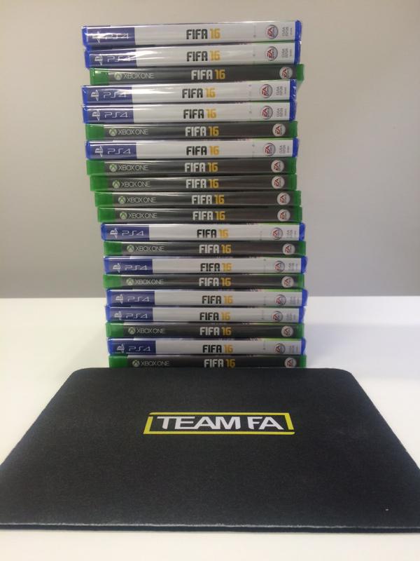 FootyAccums's tweet image. RT+FOLLOW and if Wales, Belgium or Italy win tonight we'll giveaway a copy of #FIFA16 on either PS4 or Xbox One!