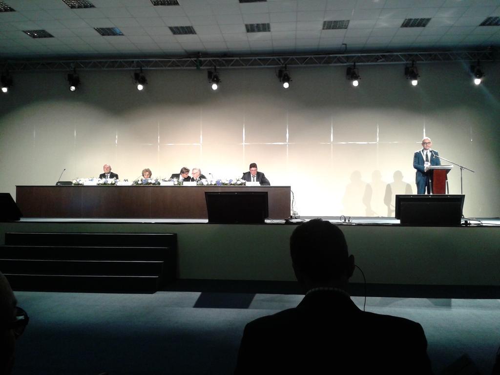 #uroweb  robot transvesical fistula correction in women rarely needed. Dmitry pushkar