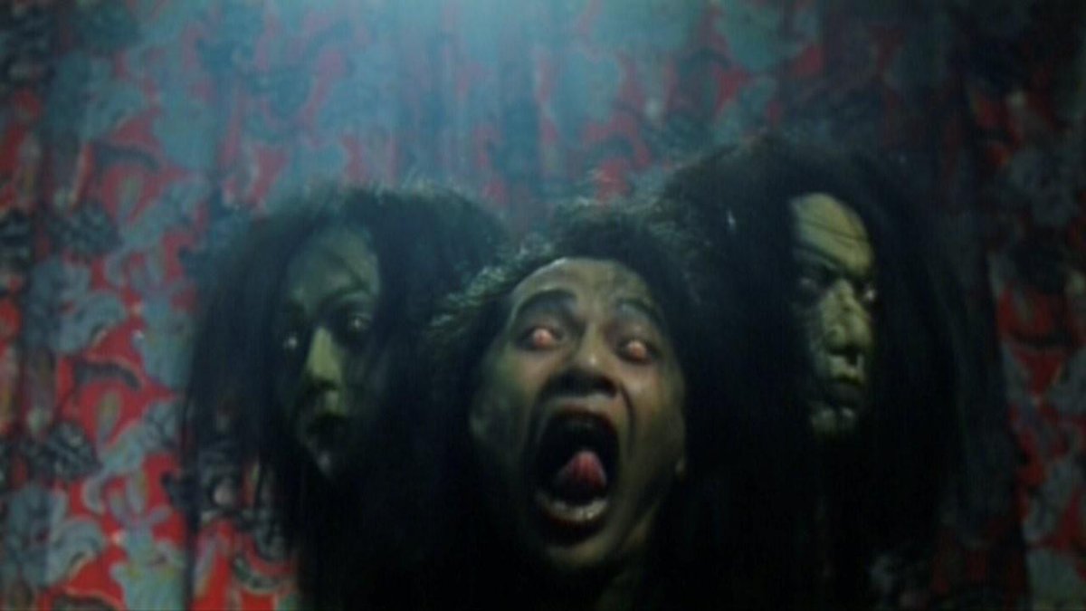 PodcastOnFire's tweet photo. #PodcastThrowbackSaturday
#TheDirectorsSeries
EROTIC GHOST STORY (1990, Nam Nai-choi)
http://t.co/KIgBo20pEb http://t.co/tG4O4j6iAM