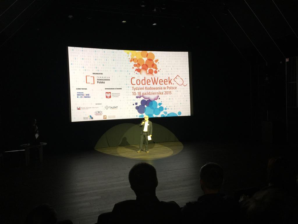 BrzozkaZ's tweet image. Otwarcie #CodeWeekPL. To będzie pięknie zaprogramowany tydzień z @M_Kodowania. @BlankaF @jlipszyc