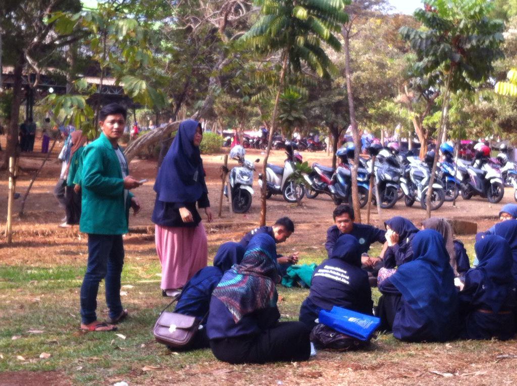 Ketua <a href="/BEM_FAIUMJ/">BEM FAI UMJ</a> lagi nge-briefing Bph Hima kitaa di #InagurasiFAIUMJ