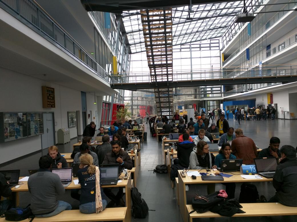 hansamann's tweet photo. Continued hacking @TU_Muenchen #cloudhackfest @hybris_software http://t.co/nCqcwct6jb