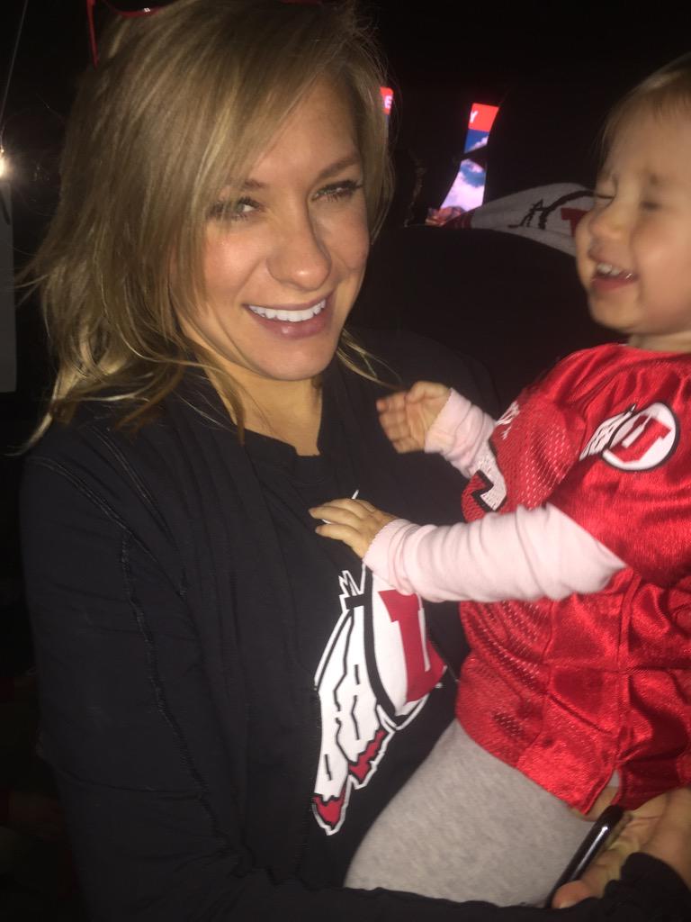 chasetrogers's tweet photo. Our two-year old demanded we take her to @CollegeGameDay @utahathletics @UtahCoachWhitt #goutes http://t.co/OWBkSaIURb