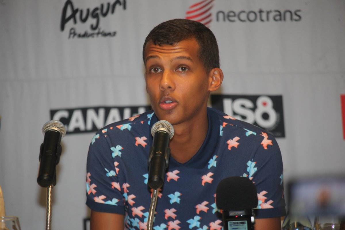 radiookapi's tweet photo. Stromae en concert ce samedi (18 heures) à Kinshasa http://t.co/JYTu4o3NUS http://t.co/UK0nEtaCkP