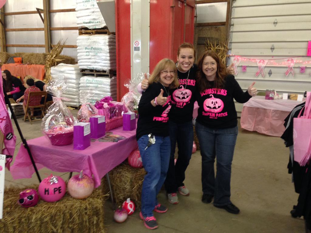 KimHaney13's tweet photo. MLS #PinkWeek2015 pumpkins back at SchusterGreenhouse for fundraiser! #community http://t.co/hDEaITn4ia