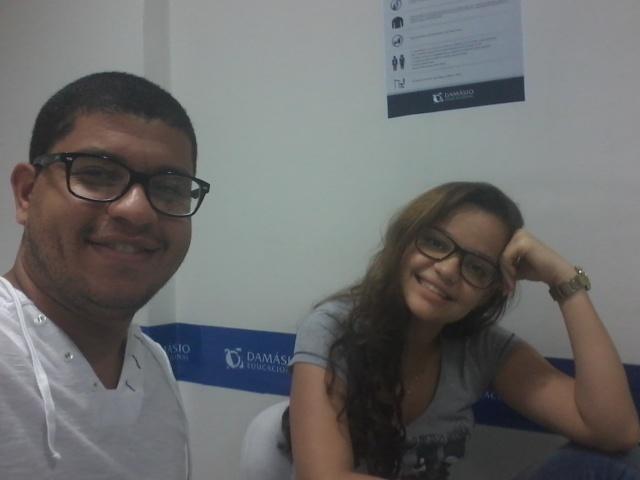 wan_alves10's tweet photo. @profapatricia aula é isso!!!
Beijo para unidade Itabuna! Se não gostou do Léo, eu mando meu currículo. Rsrsrsrs http://t.co/AEPn7JGINX