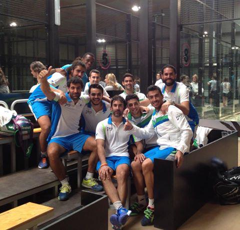 DOBLERED's tweet photo. Los chicos seguirán en la élite del pádel tras ganar a Cantabria. Esta noche s juegan 5º y 6º puesto ante Valencia. http://t.co/8h23Pp7QUC