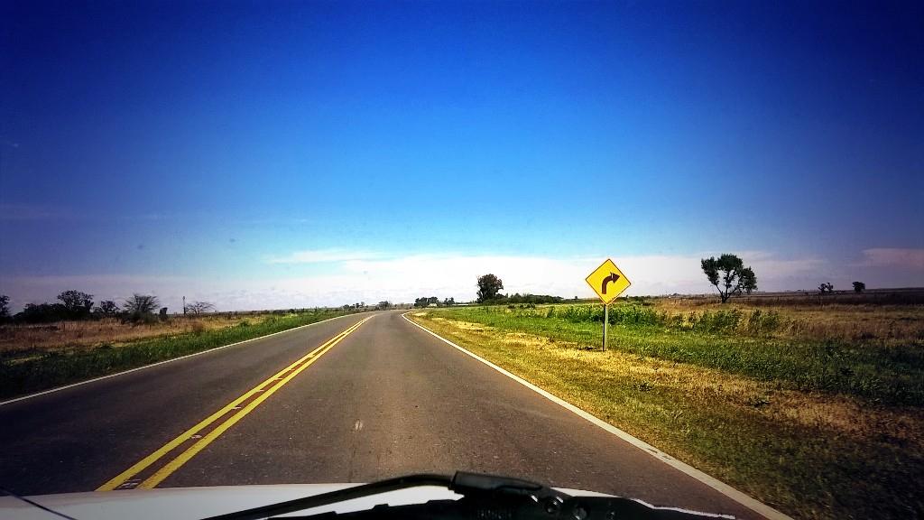 SebasSG3's tweet photo. Viajjandoo!!me aburro! Nah jaj solo paseando xD http://t.co/yQX8b3tHKa