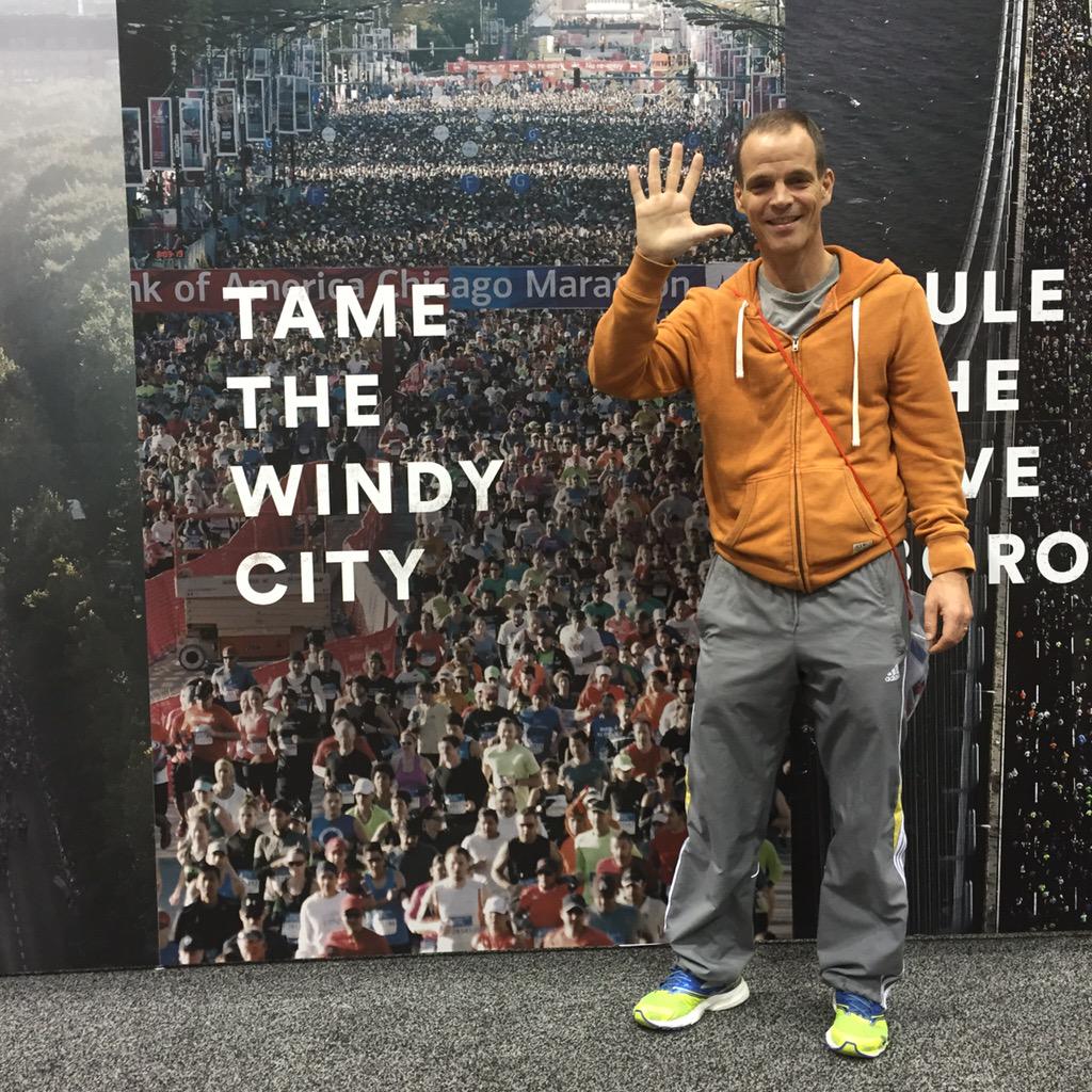 kegsymartin's tweet photo. In Chicago for marathon major number 5. Looks like it will be a warm one ! http://t.co/SE9P0SJMF8
