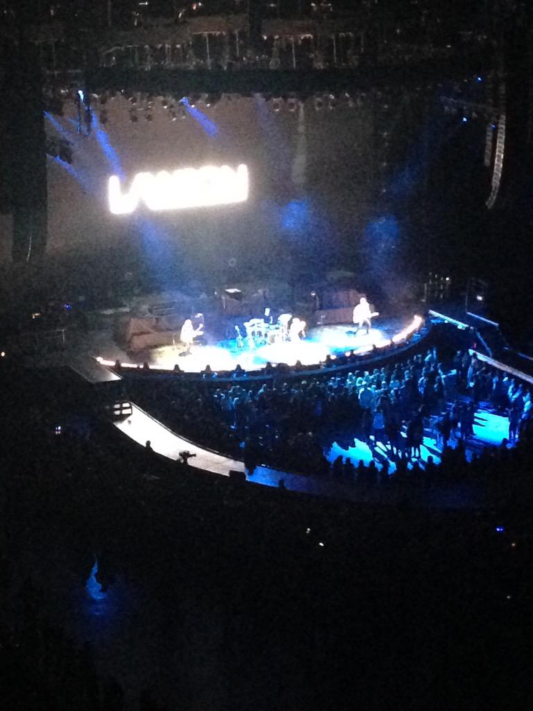 GorgeousHannahM's tweet photo. @LawsonOfficial Welcome to Perth you guys are amazing and are always welcome back here. http://t.co/ZarUNy79sc