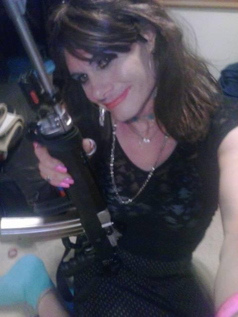 Women Luv Guns Too..