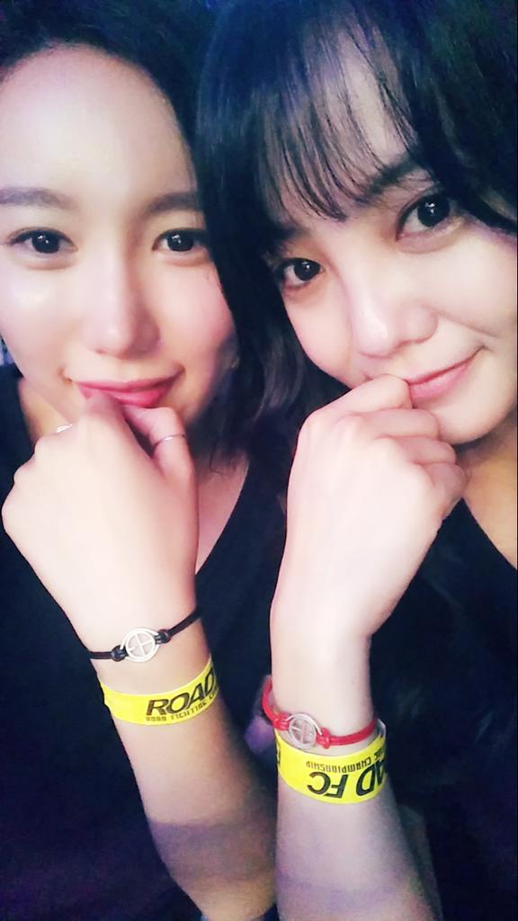 koeuna88's tweet photo. 솔옹과로드FC보고왔던...ㅎㅎ너므재밌었당ㅎ김승연선수화이팅화이팅♥ http://t.co/Gtydbm84n1
