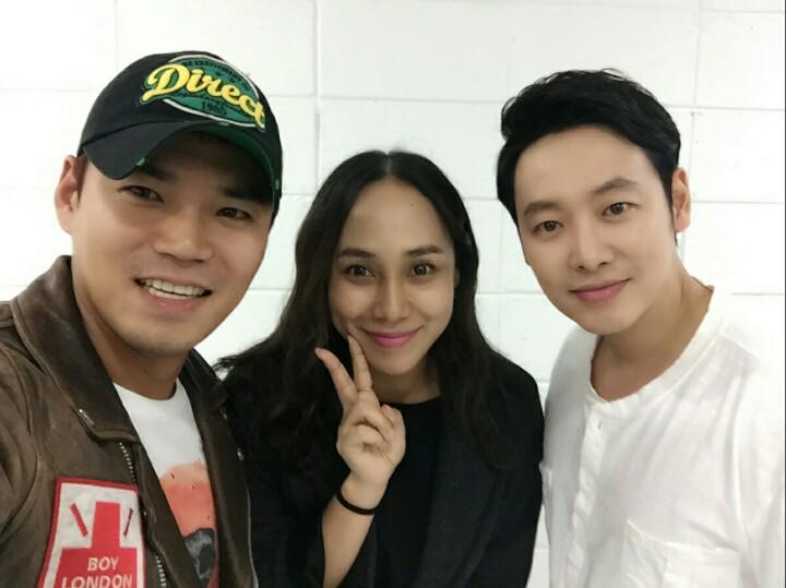 형제는 용감했다 너무잘봤습니다~ 정이덕분에 오랜만에 좋은작품봤네~ 웃다울다 얼굴엉망됐음~김동욱씨 너무 좋은공연 감사해요~☆