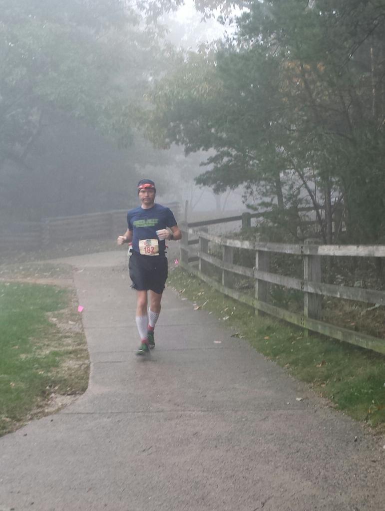 karentessex's tweet photo. @joetsmith68 @F3Greer @F3SwampRabbit 12 miles finished! #Wilson50miles #ultracrew #pilotmtn http://t.co/T1gdIWF85X