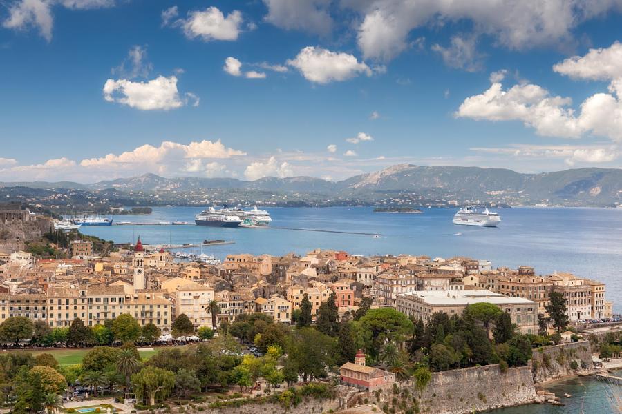 lets_travel_'s tweet photo. View to the old #Kerkyra #city at #Cofru, #Greece
Read more: http://t.co/GnZsqlrbxj
#cityscape #travel #greekislands http://t.co/wjV3DvwINj